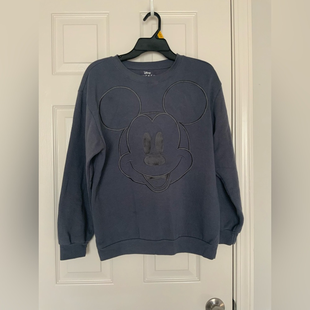 NWOT Women’s Disney Navy Mickey Mouse Crewneck Sweater
